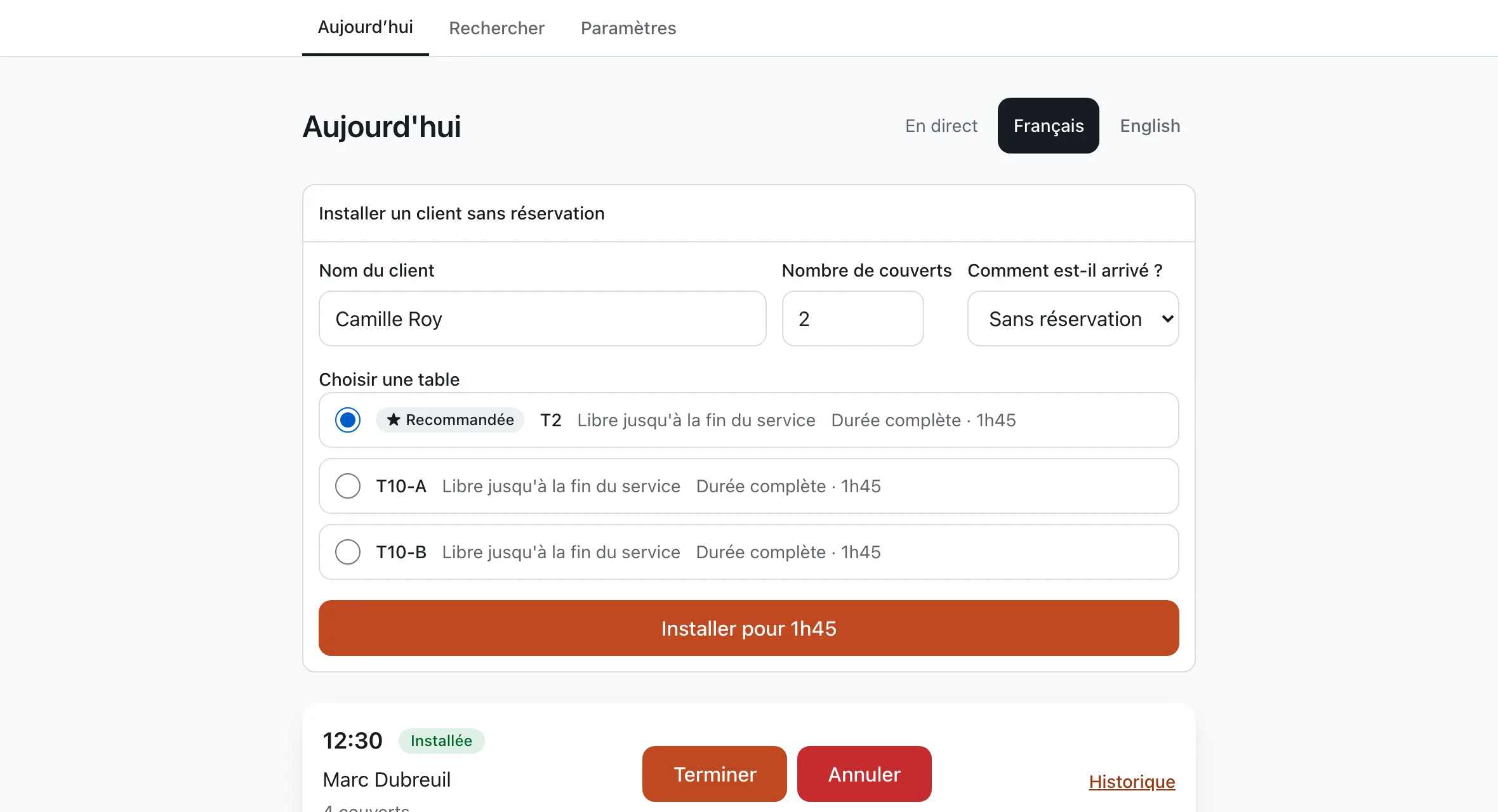 La vue Aujourd'hui avec le panneau Installer un client sans réservation ouvert, listant les tables libres et leur durée